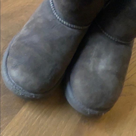 Girls Ugg boots - Picture 6 of 6